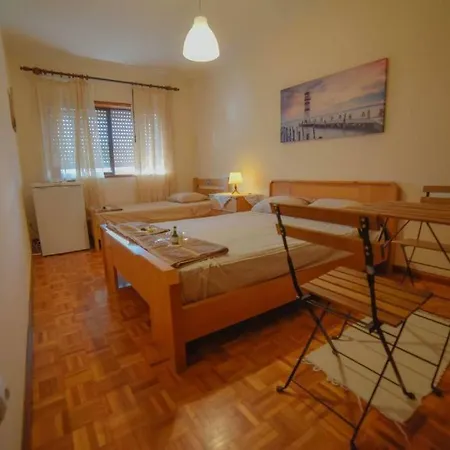 Homestay Com 4 Camas Porto