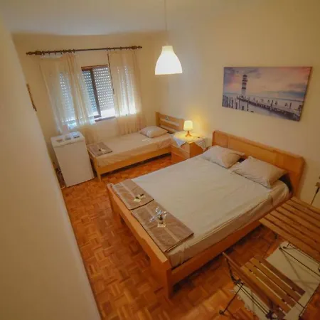 Homestay Com 4 Camas Porto