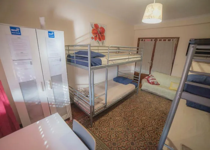 Com 4 Camas * Oporto